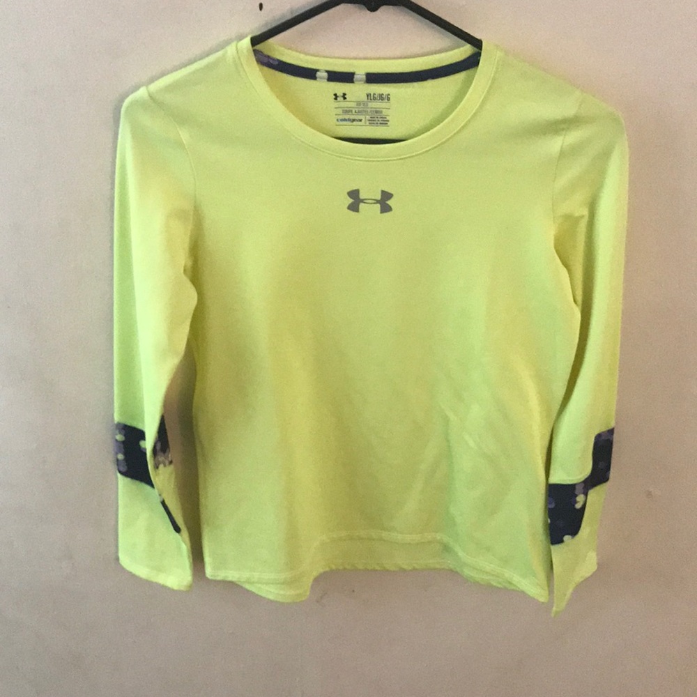 Girls Under Armour cold gear long sleeve shirt